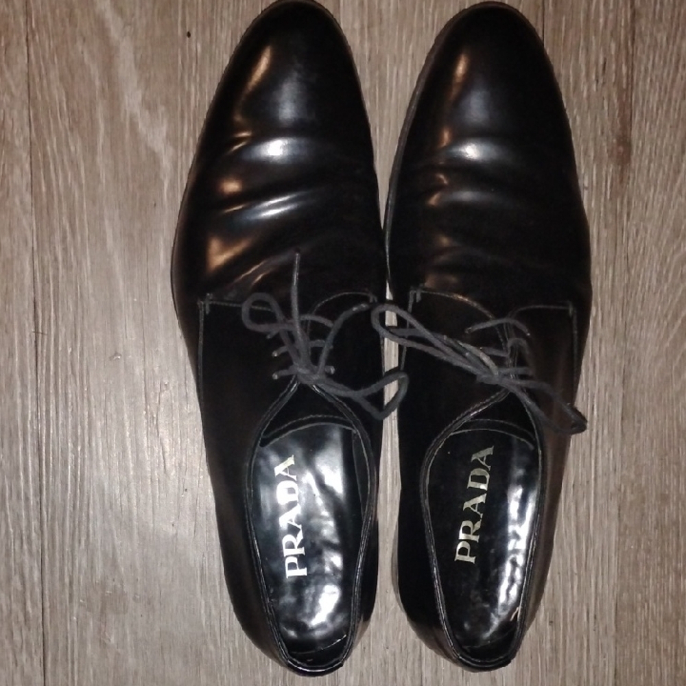 Prada Men's Classic Black Oxfords - Picture 2 of 8